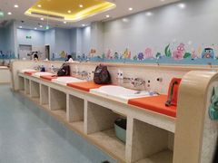 -戊辰亲子游泳俱乐部