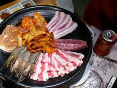 -唯成•韩国炭火烤肉 유성고기