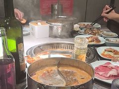 -金滏山烤肉·海鲜·火锅自助餐厅(襄阳万达店)