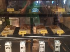 面包甜点陈列柜-麦当劳(南京水西门大街店)
