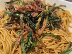 开洋葱油拌面加蛋皮汤-东泰祥生煎馆(长宁路店)