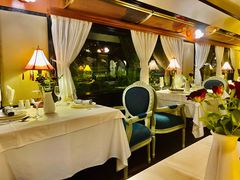 -火车头法国西餐厅