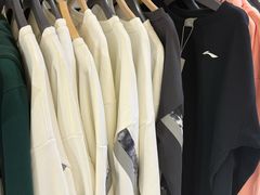 -YONEX苗江运动城(源深店)