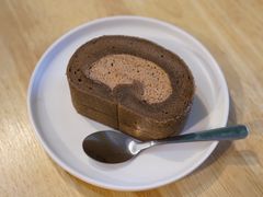 巧克力瑞士卷-悟白咖啡WoobyCafe