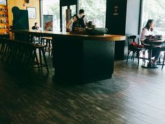 -星巴克(宁波东门银泰店)