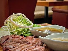 牛排-Lia Cafe Bar Restaurant松山咖啡屋
