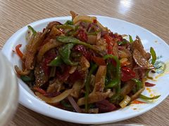 -歹歹的加个面过油肉拌面