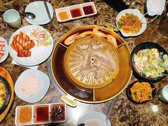 -猪啊牛呀羊啊铜盘烤肉(正大广场店)