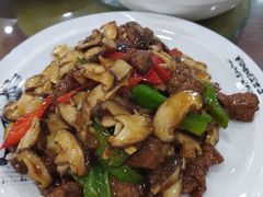 菌菇牛柳-椒香川流不息川菜馆(二七北路店)