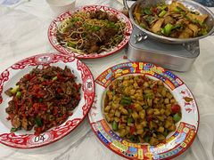 -江城燕子大排档(江汉路步行街店)