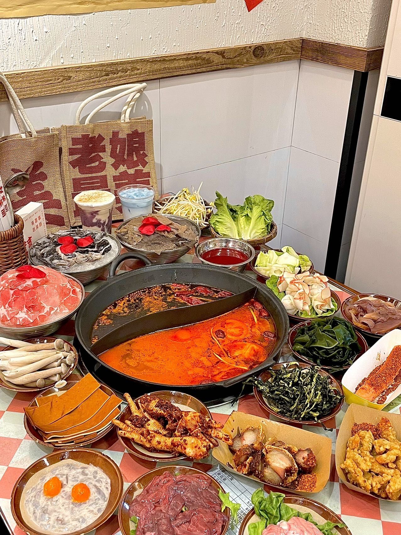 火锅届的甜品铺子当然是赵美丽扛大旗