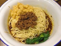 -东三里屯豌杂面