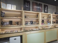 -棱石眼镜(CP静安店)