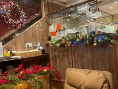 -玛格萝妮比萨屋(陆家浜路店)