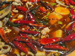 肥肠砂锅（牛蛙需另加）-马头巷·隐庐居·红油大虾(园区店)