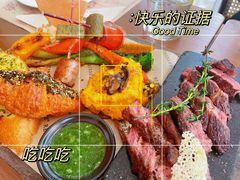 -Mark&Mars Restaurant