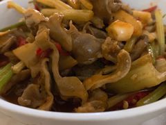 酸辣鸡杂-老游独一佳湘菜馆(高新四路店)