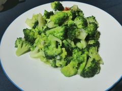 -伊带伊路新疆美食府(呼家楼店)