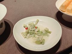 -左庭右院鲜牛肉火锅黑金店(陆家嘴中心店)
