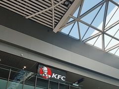 -肯德基(成都机场T2到达精选店)