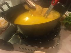 -鲜入围煮花胶鸡海鲜火锅