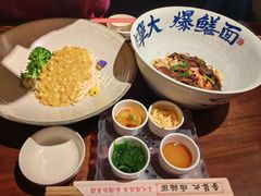 -李犟大爆鳝面·手工蟹黄包(湖滨西湖店)