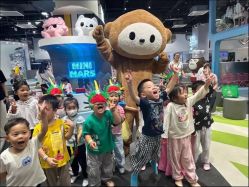 -MINI MARS KIDS CLUB亲子家庭中心(长宁天山店)