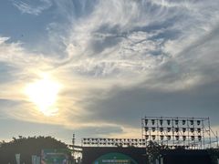 -万绿园