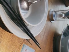 -蜜桃餐厅·伴山(湖滨商业街店)