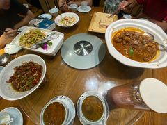 -黄泥岗·地道湖北菜(奥特莱斯店)