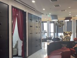 -TOP HAIR SALON