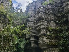 -梭布垭石林景区