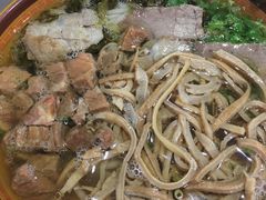 -花溪牛肉粉(八鸽岩店)