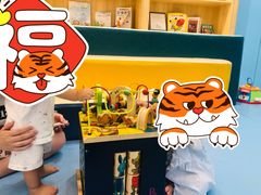 -蓝旗亲子游泳(范湖万达广场店)