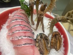 -红鼎豆捞·非遗鲍皇汤火锅(宝丰路店)