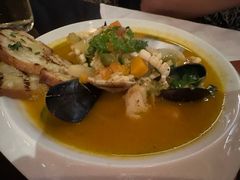 -卡佩罗意大利餐厅及酒吧Al Cappello Trattoria