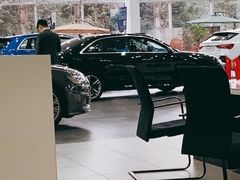 -成都中升汇迪奥迪4S店(奥特莱斯店)