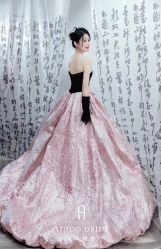 -艾朵婚纱