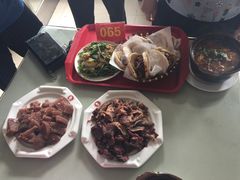 -闫家驴肉老店(华电一校店)