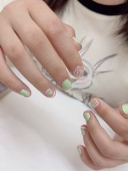 -UU·NAIL美甲美睫專門店