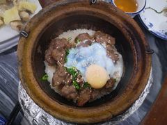 窝蛋牛肉煲仔饭-红星光发煲仔饭(大石街店)