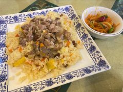 羊肉黄萝卜手抓饭-新疆红柳花餐厅(新洲店)