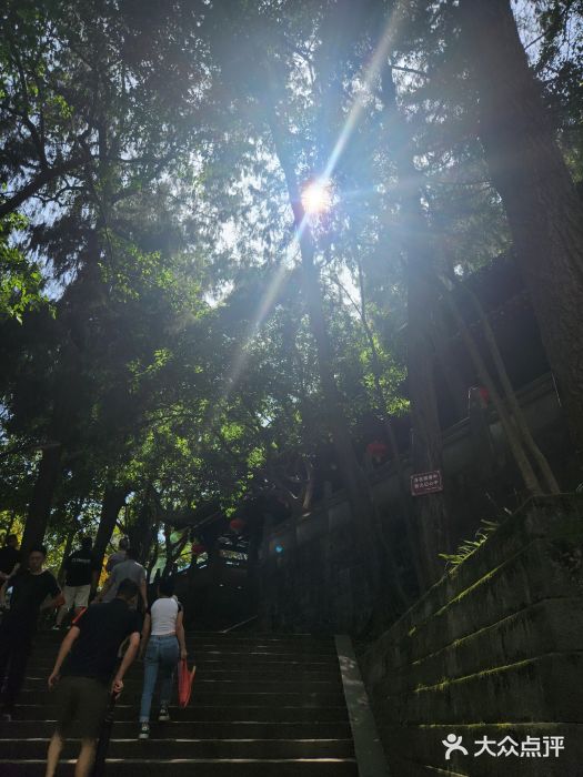 石经寺景点图片
