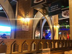 大堂-胖老汉椒麻鸡清真新疆菜(西御街店)