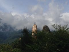 -三塔倒影公园