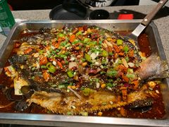 -鸣记脆皮烤鱼·海鲜烤鱼(三八广场店)