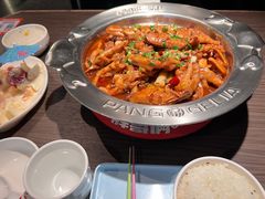 -胖哥俩肉蟹煲(石家庄长安万达店)