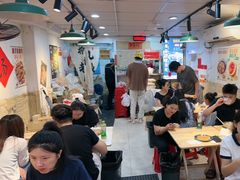 -柳州肥姨妈大骨螺蛳粉(东靖路店)