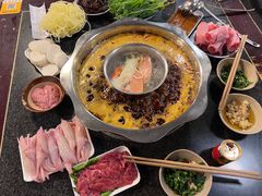 -邓莽子老火锅(中兴路总店)