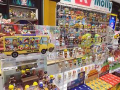 -泡泡玛特POPMART(天环购物中心店)